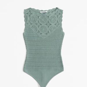 Abercrombie mosaic crochet style bodysuit